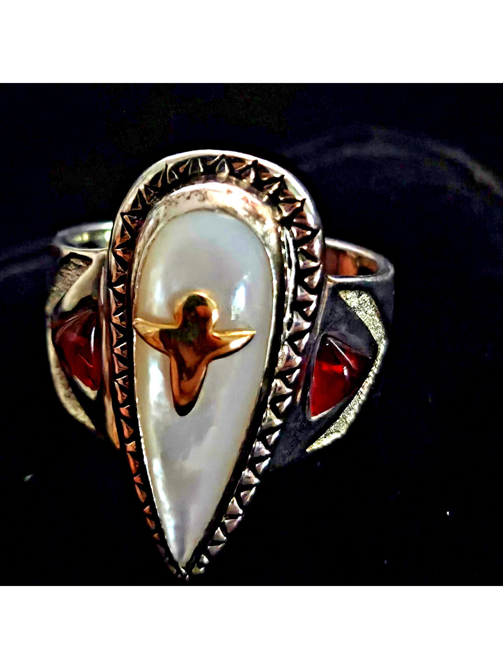 Victoria Adams Sterling 14K Mother of Pearl Garnet Ring Size 8 QVC 2006 NOS